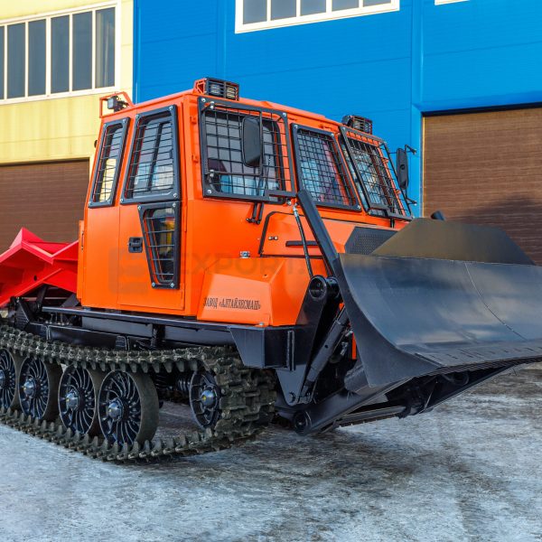 Гусеничный трелевочный трактор ТДТ 55